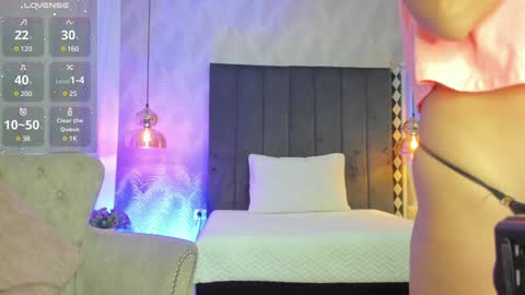 Kat online show from 12/28/24, 11:52