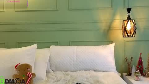 Kat online show from 11/28/25, 11:35