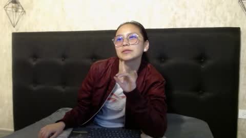 Katalina online show from 11/01/25, 04:09