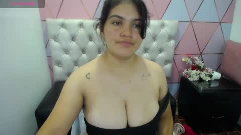 Snapshot of katalina_santana25 chatting on 03/05/25, 09:59 katalina santana25 online show from 03/05/25, 09:59