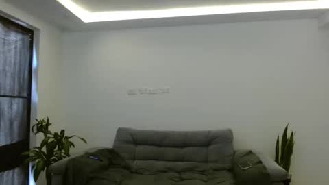 Snapshot of katalina_sexygirl chatting on 11/27/25, 04:31 Katalina online show from 11/27/25, 04:31