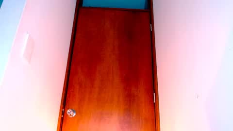 katalinaferreirax online show from 12/05/24, 11:18