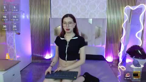katana_tay online show from 10/25/25, 11:51