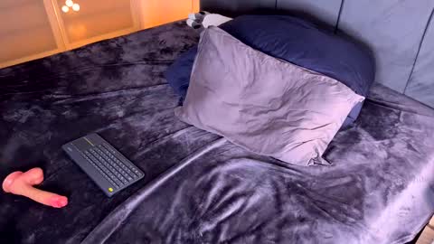 Snapshot of katana_white chatting on 01/31/26, 07:11 meeellowmarsh - Instagram online show from 01/31/26, 07:11