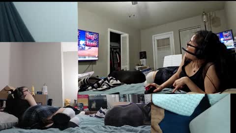 Snapshot of katandcrown chatting on 03/21/26, 01:43 Kat and Crown online show from 03/21/26, 01:43