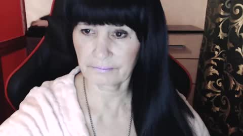 Snapshot of katarinaohdream chatting on 12/05/24, 02:33 KatarinaOhDream online show from 12/05/24, 02:33