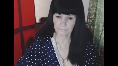 Snapshot of katarinaohdream chatting on 02/10/25, 12:18 KatarinaOhDream online show from 02/10/25, 12:18