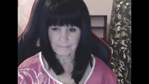 Snapshot of katarinaohdream chatting on 09/20/25, 06:09 KatarinaOhDream online show from 09/20/25, 06:09