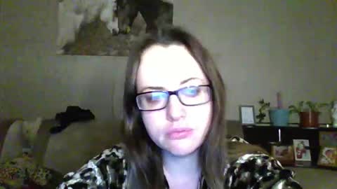 Snapshot of katarios_x chatting on 09/15/25, 12:21 katarios online show from 09/15/25, 12:21