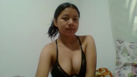 Snapshot of kate_bliss chatting on 11/26/25, 03:02 kate_bliss online show from 11/26/25, 03:02
