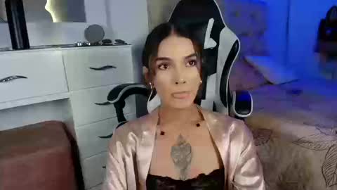 Snapshot of kate_bmoss_ chatting on 09/25/25, 01:42 kate_bmoss_ online show from 09/25/25, 01:42