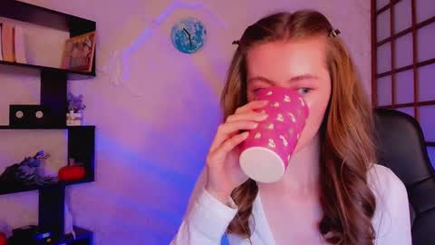 Kate online show from 12/25/24, 05:26