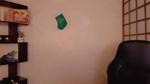 Kate online show from 12/31/24, 07:53