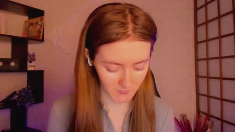 Kate online show from 02/20/25, 01:57