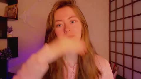 Kate online show from 02/21/25, 05:24