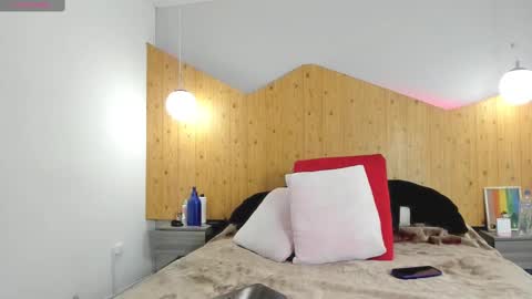 Kate Evans online show from 02/19/25, 12:33