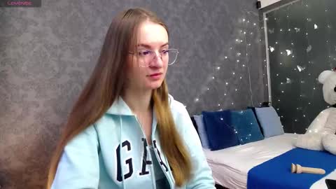 .Be kind and gentle with me and I will do my best for you.   online show from 12/14/25, 08:30