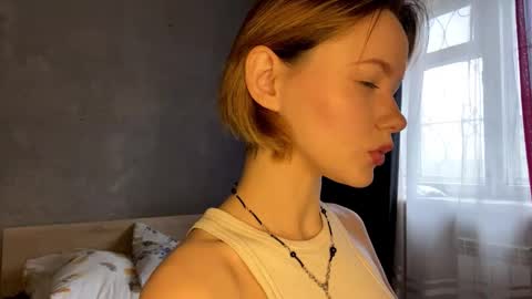 kate_mikki online show from 10/24/25, 04:42