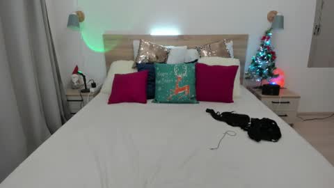 Snapshot of kate_redgar chatting on 01/15/26, 01:37 kate_redgar online show from 01/15/26, 01:37