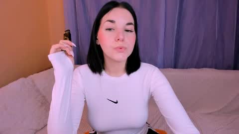 Snapshot of kate_ree_ chatting on 04/26/26, 06:33 KATE online show from 04/26/26, 06:33