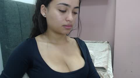 Kari online show from 01/14/25, 02:32