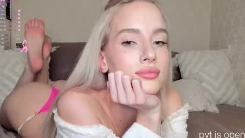    online show from 12/17/25, 10:05