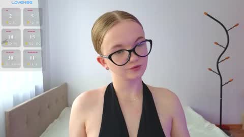 katebunnys online show from 06/15/26, 04:15