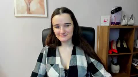 Snapshot of katedesire chatting on 03/08/26, 07:56 Kate online show from 03/08/26, 07:56