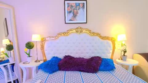 katee Martinez online show from 10/02/25, 08:38