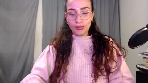 Snapshot of katehathor8 chatting on 01/21/25, 07:58 kate keith but here i prefer My Goddess independient model online show from 01/21/25, 07:58