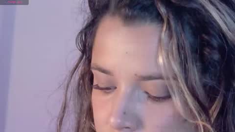 Snapshot of katejolie chatting on 06/13/26, 05:05 Help me with rate thanks online show from 06/13/26, 05:05