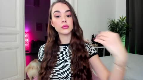 Snapshot of katekanexxx chatting on 12/11/24, 02:44 Kate new profile same me undercostruction online show from 12/11/24, 02:44