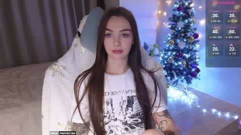 Snapshot of kateleoo chatting on 12/12/24, 03:37 Im Kate online show from 12/12/24, 03:37