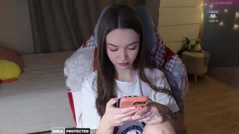 Snapshot of kateleoo chatting on 02/28/25, 02:20 Im Kate online show from 02/28/25, 02:20