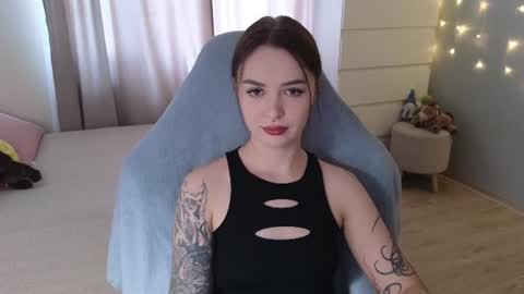 Im Kate  online show from 06/30/26, 10:49