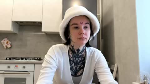 Snapshot of katelynnjenness chatting on 03/06/26, 06:10 Milana online show from 03/06/26, 06:10