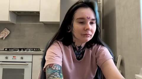 Snapshot of katelynnjenness chatting on 03/12/26, 07:58 Milana online show from 03/12/26, 07:58