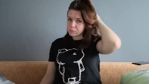 KateMorana online show from 11/20/25, 03:39