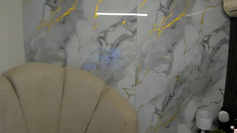 Im Katherine but call me Kate  online show from 10/02/25, 12:34