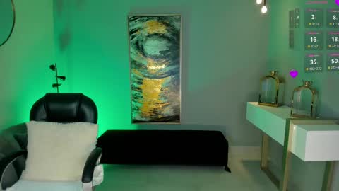 Snapshot of kateowens chatting on 03/03/25, 10:49 Kate Owens online show from 03/03/25, 10:49