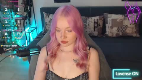 Lisa online show from 11/01/25, 06:59