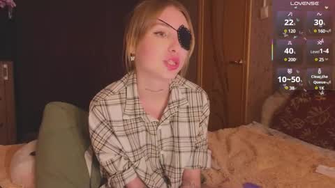 Snapshot of kateslil chatting on 02/12/25, 04:33 Kate online show from 02/12/25, 04:33