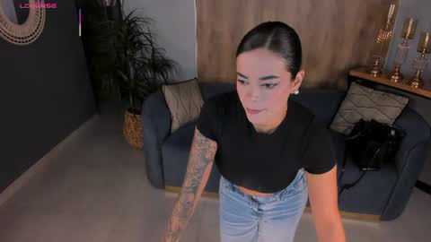 Snapshot of katesunder chatting on 07/10/26, 10:29 K A T E online show from 07/10/26, 10:29