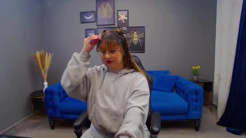 Snapshot of katewalker_ chatting on 01/07/25, 06:14 Kate online show from 01/07/25, 06:14