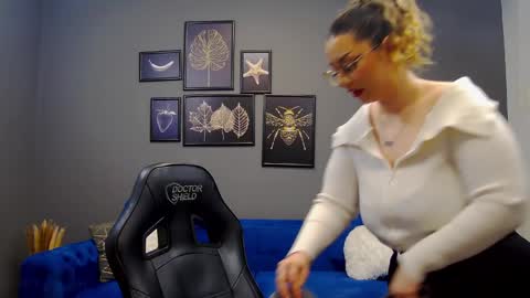 Snapshot of katewalker_ chatting on 01/29/25, 06:39 Kate online show from 01/29/25, 06:39