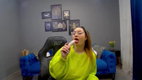 Snapshot of katewalker_ chatting on 02/03/25, 06:28 Kate online show from 02/03/25, 06:28