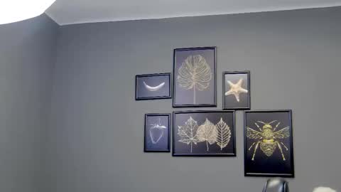 Snapshot of katewalker_ chatting on 03/11/25, 12:22 Kate online show from 03/11/25, 12:22