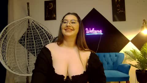 Snapshot of katewalker_ chatting on 04/08/26, 07:25 Kate online show from 04/08/26, 07:25