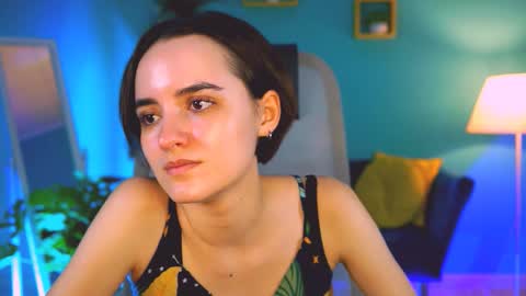 katewillows online show from 12/18/25, 04:18