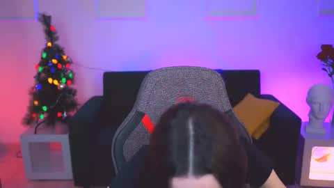 katewillows online show from 12/20/25, 04:30